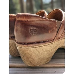 Ariat Wood and Leather Clogs